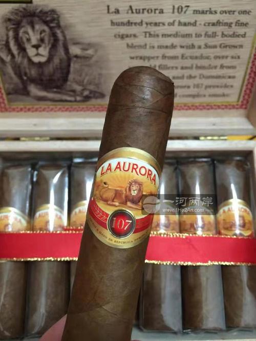 探索La Aurora雪茄极光115：优雅的味觉盛宴及其价值
